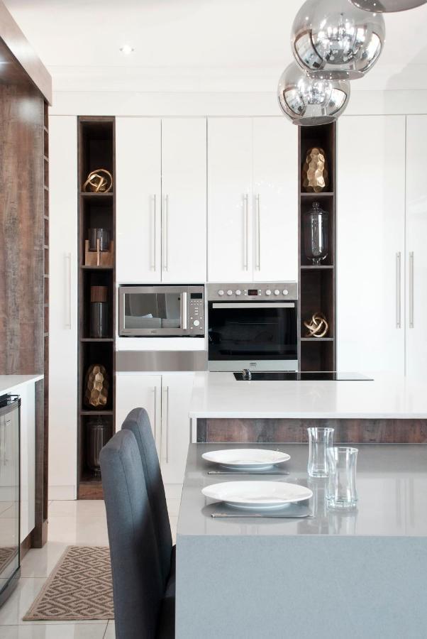 Eleven On Tumbleweed, Cathkin Estates Apartment Champagne Valley ภายนอก รูปภาพ